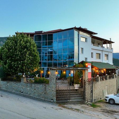 Hotel Kanione Cerenisht Kültér fotó